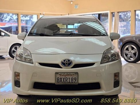 Used 2010 Toyota Prius Three image 9