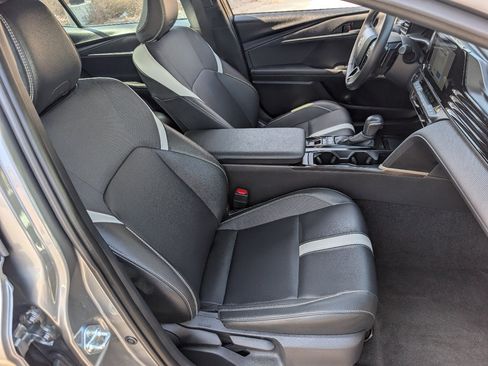 Used 2026 Toyota Camry SE FWD image 8