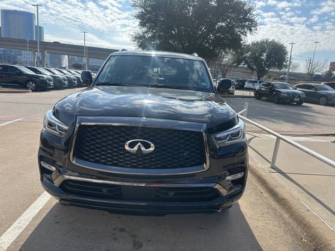 Used 2023 INFINITI QX80 Premium Select w/ All-Season Package image 6