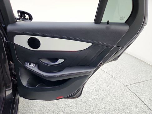 Certified 2022 Mercedes-Benz GLC 300 image 31