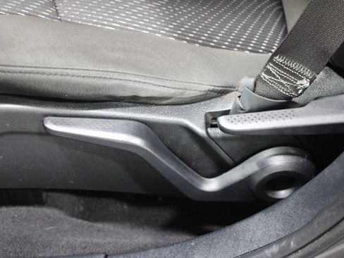 Used 2020 Dodge Journey SE FWD image 3
