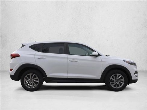 Used 2017 Hyundai Tucson SE FWD image 4