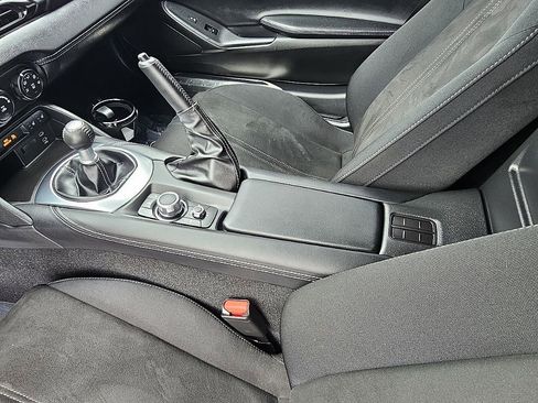 Certified 2025 MAZDA MX-5 Miata Club w/ Interior Package image 28