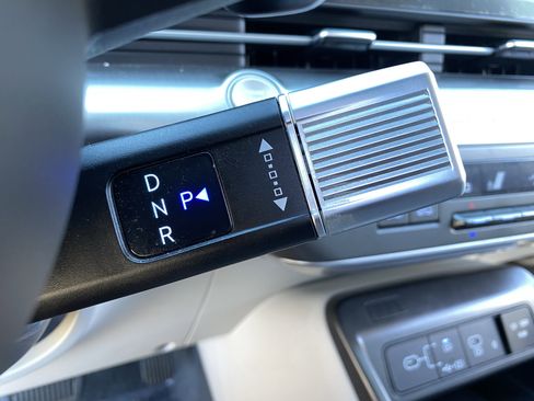 Certified 2024 Hyundai Kona Limited image 26