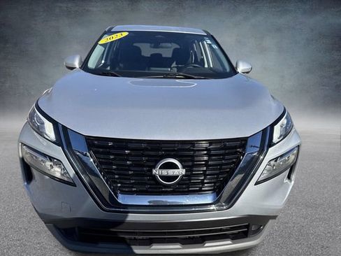 Used 2023 Nissan Rogue SV image 11