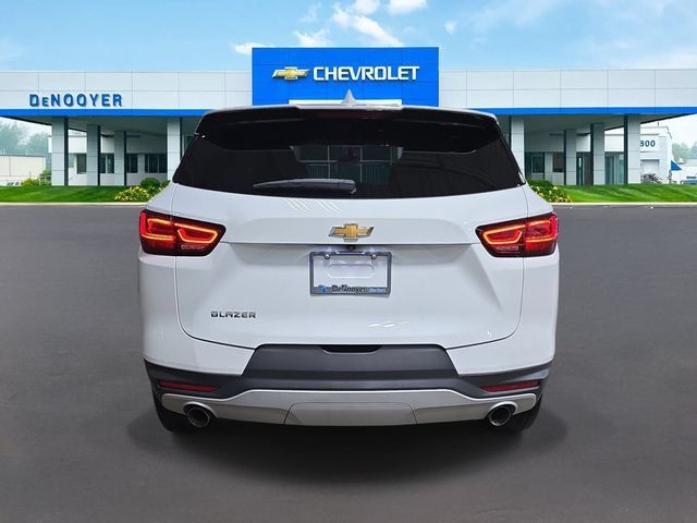 New 2025 Chevrolet Blazer LT FWD image 8