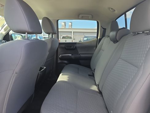 Used 2023 Toyota Tacoma SR5 RWD image 16