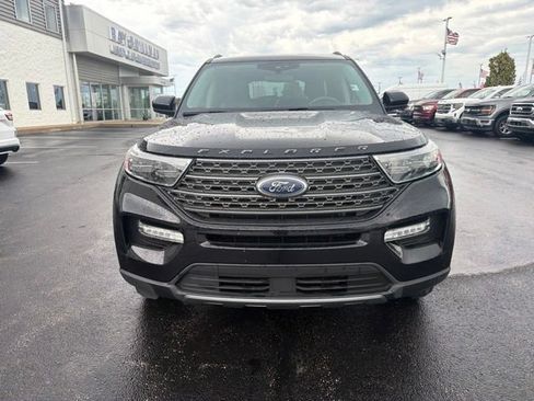 Certified 2023 Ford Explorer XLT w/ Equipment Group 202A AWD/4WD image 2