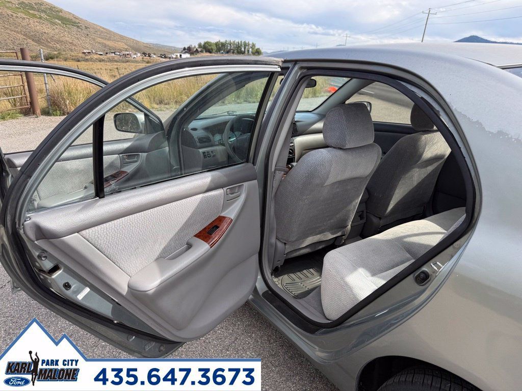 Used 2003 Toyota Corolla LE FWD image 21