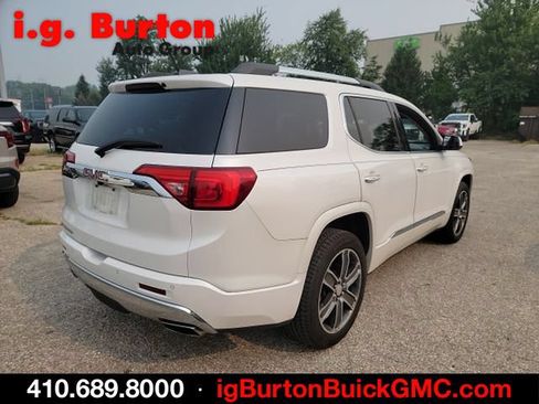 Used 2017 GMC Acadia Denali w/ Technology Package FWD image 6