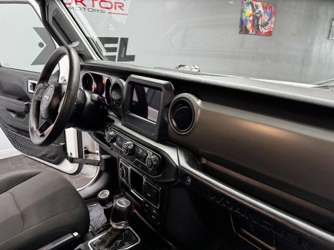 Used 2023 Jeep Wrangler Unlimited Sport image 50