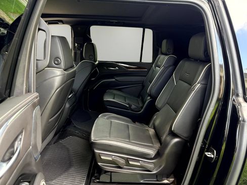 Certified 2024 Cadillac Escalade ESV Premium Luxury RWD image 12