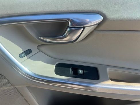 Used 2015 Volvo S60 T5 Premier FWD image 33
