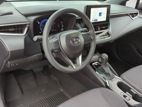 Used 2026 Toyota Corolla SE FWD image 10