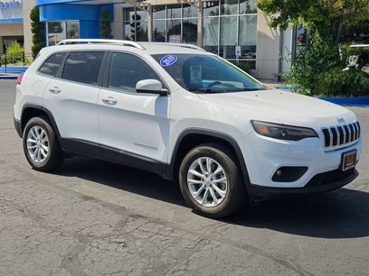 Used 2019 Jeep Cherokee Latitude w/ Popular Appearance Group