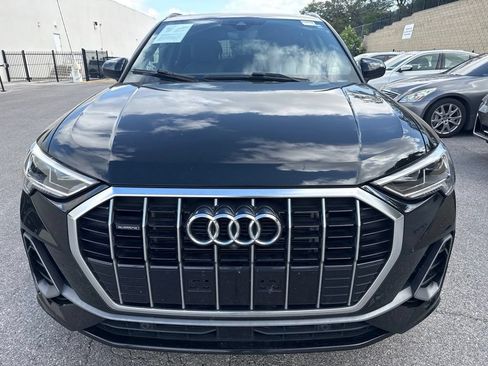 Used 2022 Audi Q3 2.0T Premium Plus AWD/4WD image 2