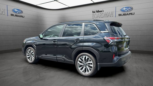 Used 2025 Subaru Forester Touring AWD/4WD image 8