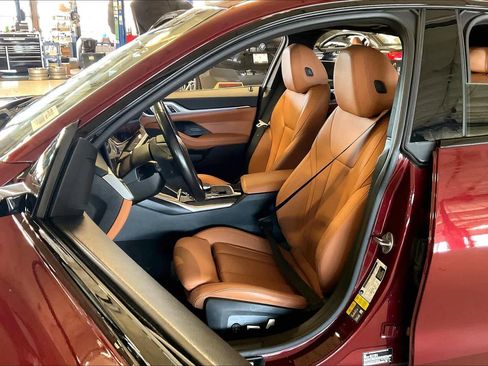 Used 2023 BMW i4 eDrive35 image 7