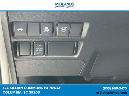 Used 2024 Nissan Armada SL w/ Captain's Chairs Package RWD image 20