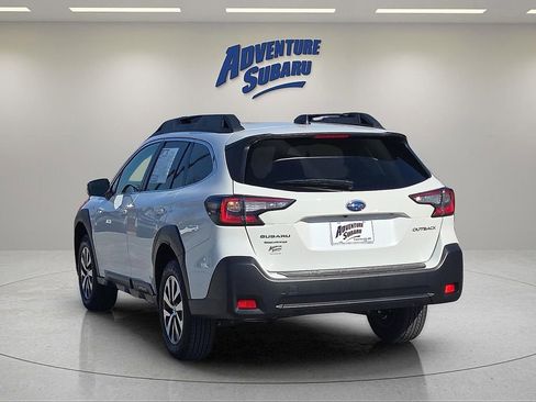 Certified 2025 Subaru Outback Premium image 5