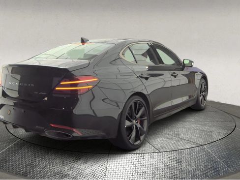 Used 2023 Genesis G70 3.3T w/ Sport Prestige Package image 2