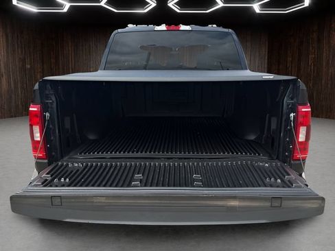Used 2021 Ford F150 XLT RWD image 15
