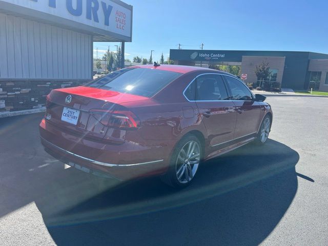 Used 2017 Volkswagen Passat 1.8T R-Line FWD image 13