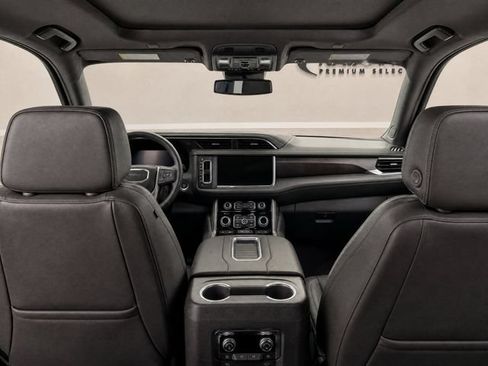 Used 2023 GMC Yukon Denali AWD/4WD image 15