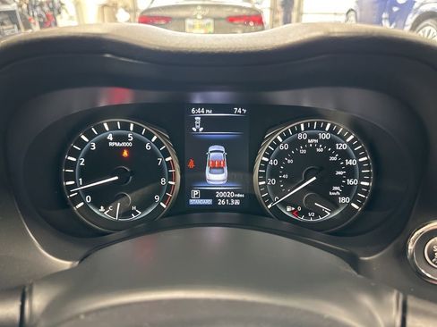 Used 2023 INFINITI Q50 Luxe w/ Cargo Package image 2