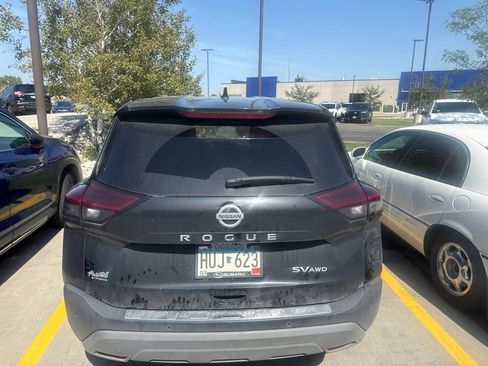Used 2021 Nissan Rogue SV AWD/4WD image 5