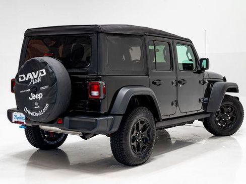 Certified 2023 Jeep Wrangler Unlimited w/ Cold Weather Group AWD/4WD image 36