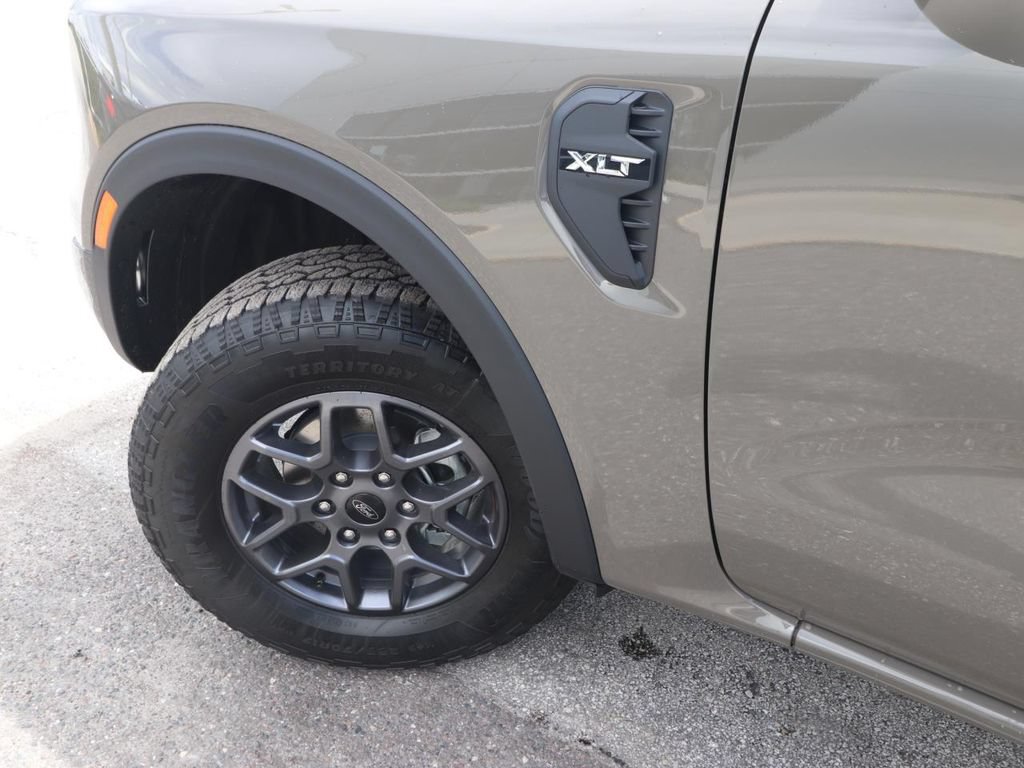 New 2026 Ford Ranger XLT w/ Equipment Group 301A High AWD/4WD image 4