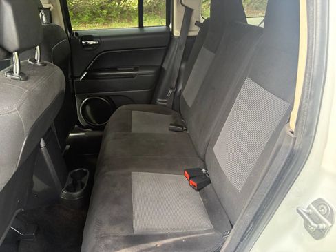 Used 2016 Jeep Patriot Sport w/ Power Value Group image 22