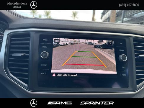 Used 2021 Volkswagen Atlas Cross Sport SE w/ Panoramic Sunroof Package FWD image 29
