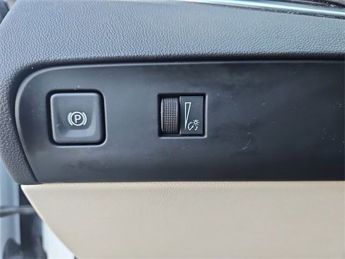 Certified 2023 Buick Enclave Essence w/ Experience Buick Package image 26