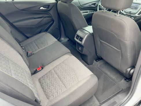 Used 2024 Chevrolet Equinox LT image 30