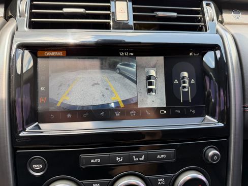 Used 2019 Land Rover Discovery HSE Luxury AWD/4WD image 15