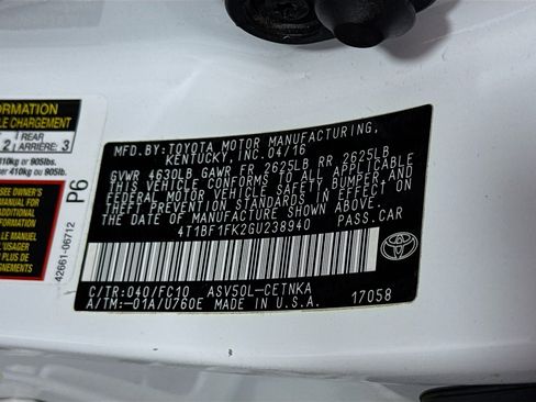 Used 2016 Toyota Camry LE FWD image 39