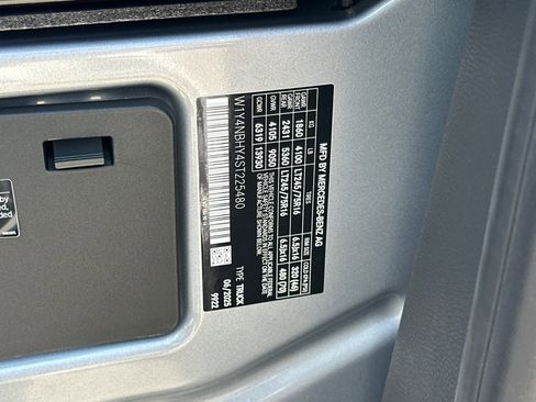 New 2025 Mercedes-Benz Sprinter 2500 image 29