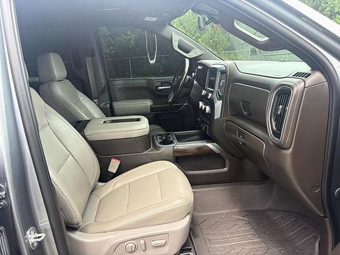 Used 2020 GMC Sierra 1500 SLT w/ SLT Premium Plus Package AWD/4WD image 32