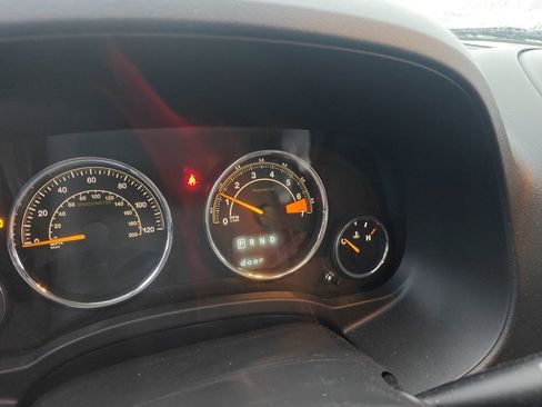 Used 2017 Jeep Compass High Altitude image 9