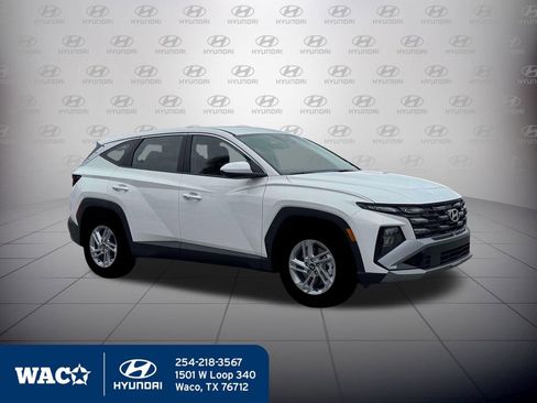 New 2026 Hyundai Tucson SE image 12