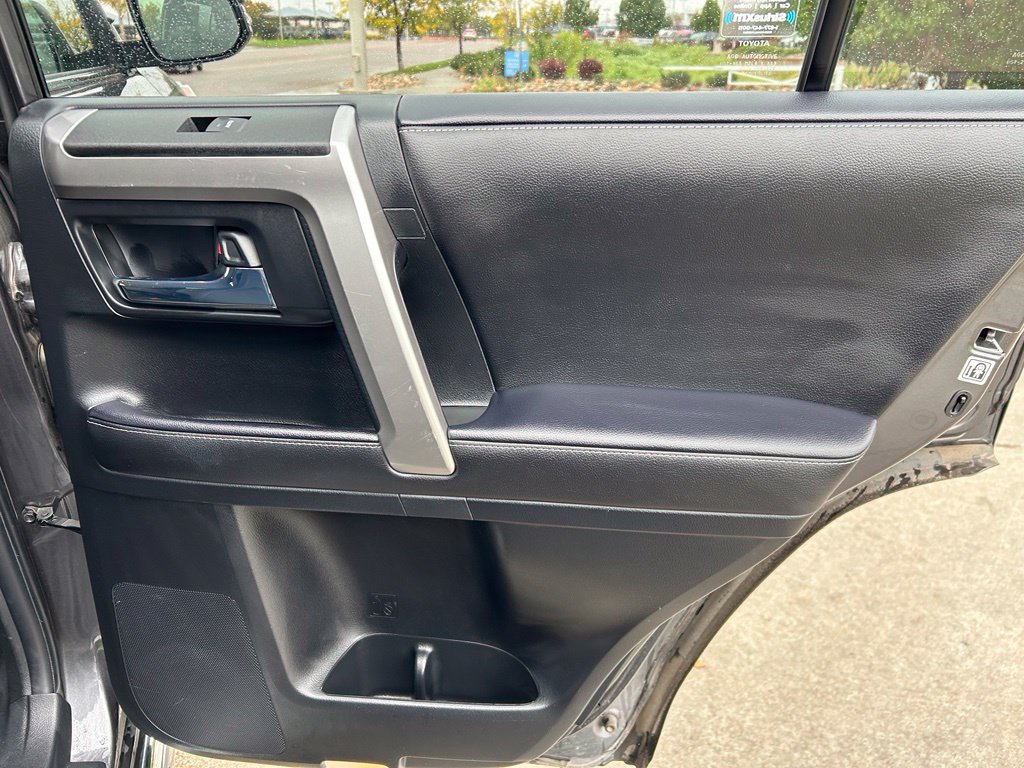 Used 2023 Toyota 4Runner Limited AWD/4WD image 30