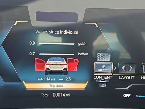 New 2026 BMW 550e xDrive w/ Executive Package image 19