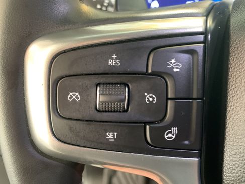 Used 2023 Chevrolet Silverado 1500 LTZ AWD/4WD image 18