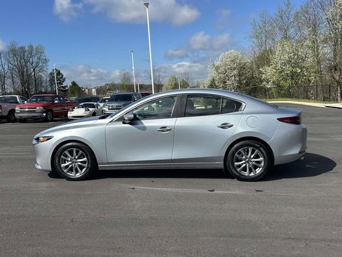Used 2019 MAZDA MAZDA3 Base image 20