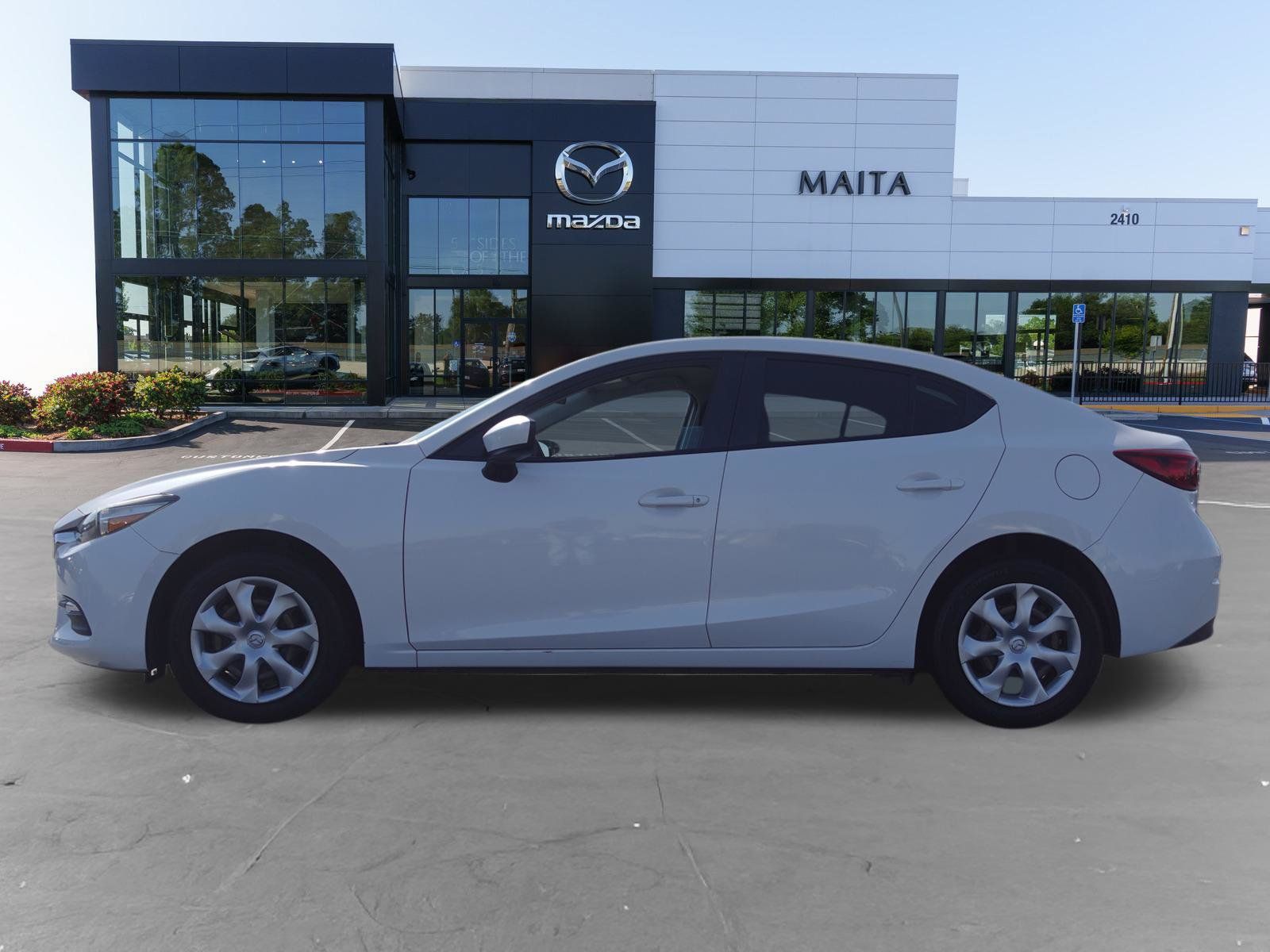 Used 2017 MAZDA MAZDA3 Sport FWD image 6