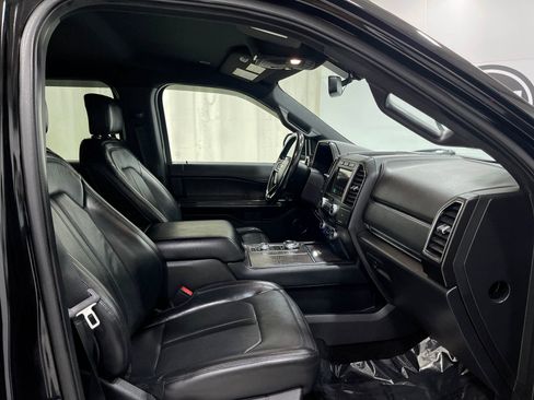 Used 2018 Ford Expedition Max Limited AWD/4WD image 33