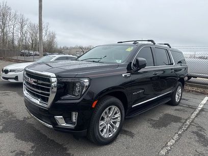 Used 2022 GMC Yukon XL SLT w/ SLT Luxury Package