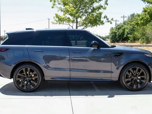 New 2026 Land Rover Range Rover Sport Dynamic SE AWD/4WD image 8